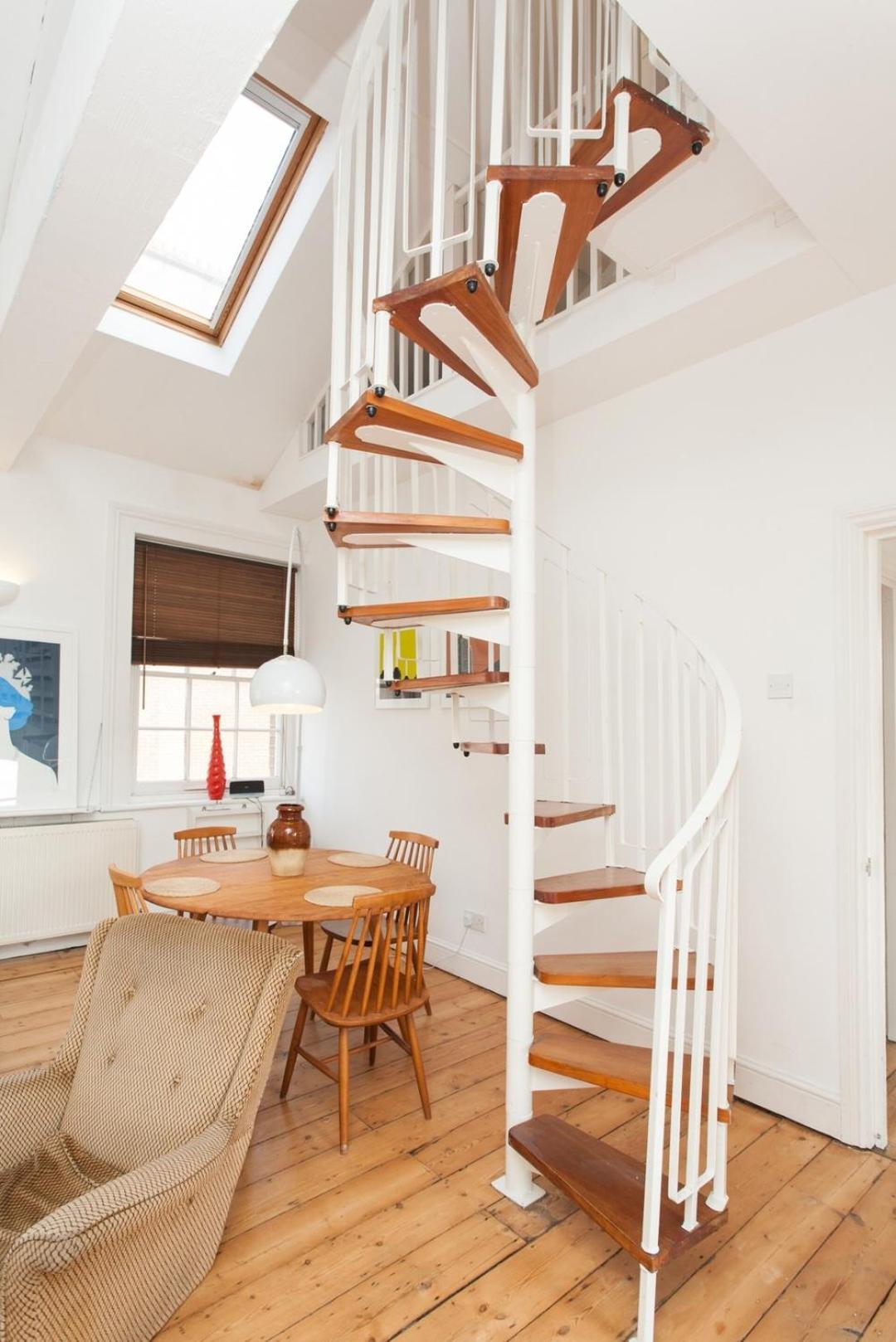 Large Shoreditch 2/dbl Bed Loft London